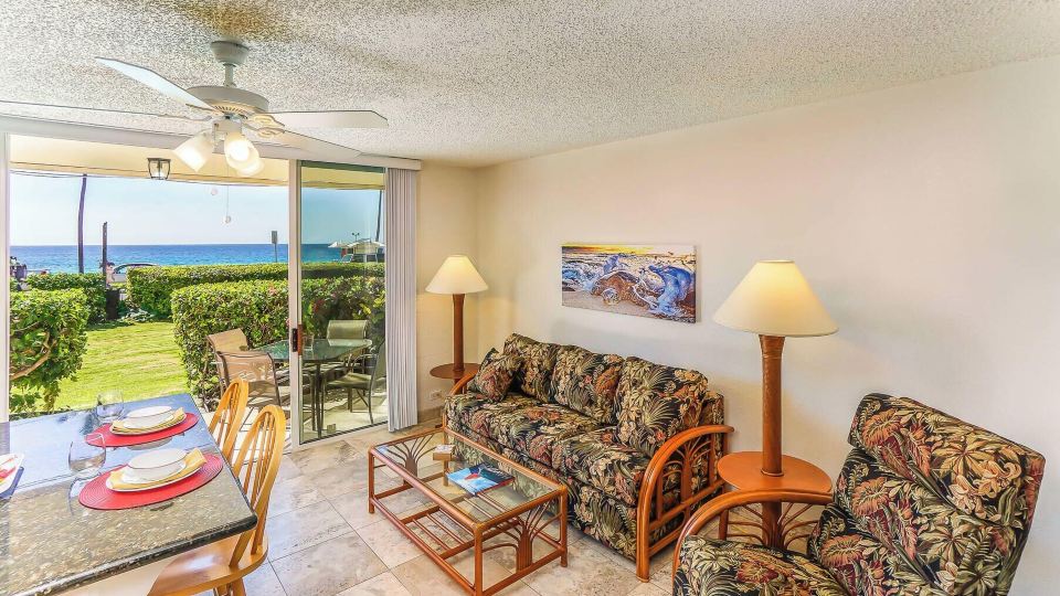 Kona White Sands A4 Romantic Ocean View!