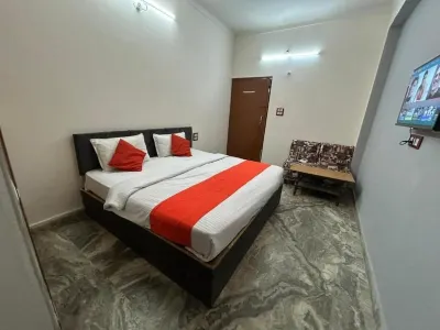 Hotel Ramya Palace Hotels near Jai Vilas Palace
