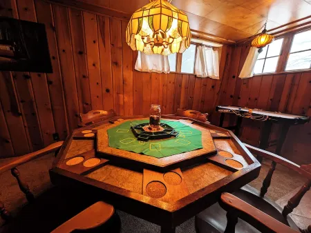 Ultimate Northwoods Log Home! Cabin 14, POV Resort