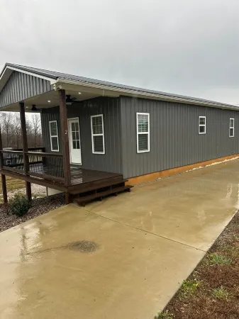 Cozy cabin close to Dale Hollow Lake State Resort Park! Cabin#2