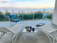 Seafront, apartment with wonderful terrace Hotel a Giulianova