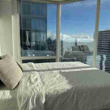 2-bedroom, 2-bathroom condo in stylish Yorkville. Parking & in-suite laundry Inc Rooms