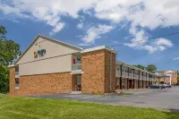 Quality Inn - parking