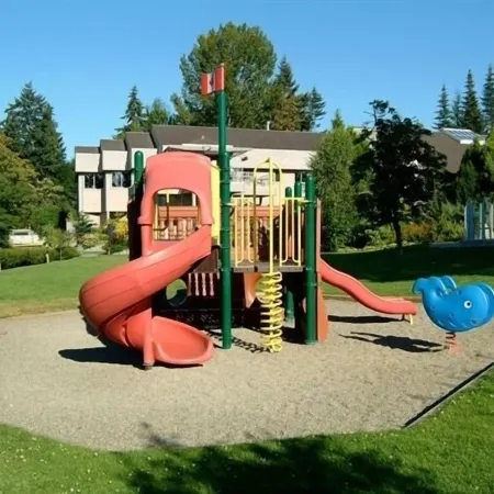 Oceanfront Nanoose Bay stunning views condo sleeps 6