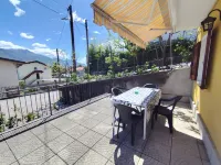 Sophie House - House with exclusive veranda and garden a few minutes from the lake.