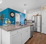 Spacious 5-bedroom house in welcoming Summerville with WiFi, AC