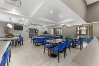 Best Western Plus Elgin - Chicago Hotels in Dundee Township