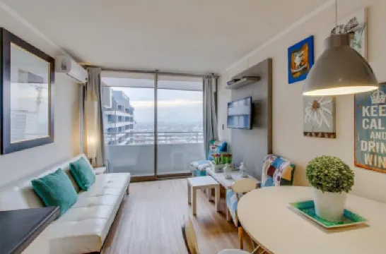 Nice and cozy, views and subway at the door. Ideal for families Hotels near Tren Central Station