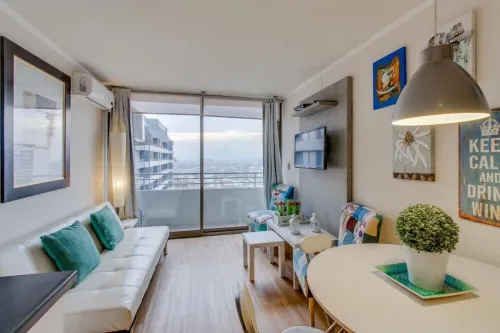 Nice and cozy, views and subway at the door. Ideal for families Hotels in Estacion Central