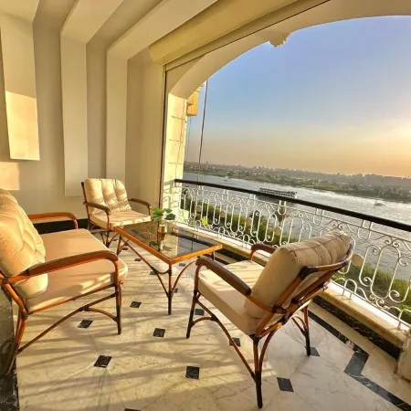 Nile view appt, Cornish al Nile