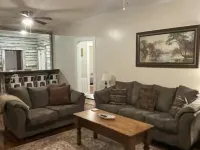 Located 3 miles to Grenada Lake Hotels in Grenada