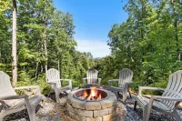 Mountain-Top Adventure meets Picturesque Retreat