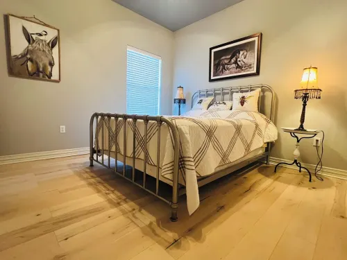 Charming 3 bedroom Farmhouse with amazing views in Whitesboro, Texas.