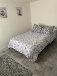 Lovely 2 Bedroom Unit in Long Branch, close to the beach, and NJ Transit.