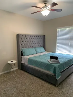 Spacious 2BR Near Lake Houston, Wi-Fi + Free Parking Отели рядом с достопримечательностью «Humble House»