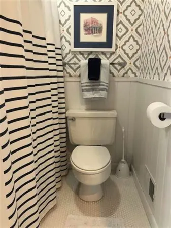 Harbor Springs Harbor Cove Condo with beach access. Отели рядом с достопримечательностью «Заказник Менонаква Вудс»