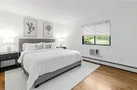 Charming 3-bedroom with WiFi and AC in lovely Southampton