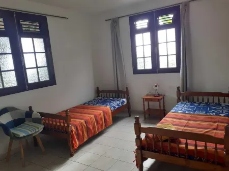 Pretty, fully-equipped villa with Wifi - Close to shops and beaches