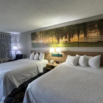 Days Inn by Wyndham Byron