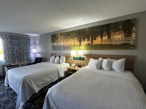 Days Inn by Wyndham Byron