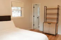 Cozy Home Near Bourbon Trail, & KY Derby, Large Covered Patio, Fenced Backyard