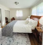 4-bedroom house in marvelous Speedway close to Downtown &IMS