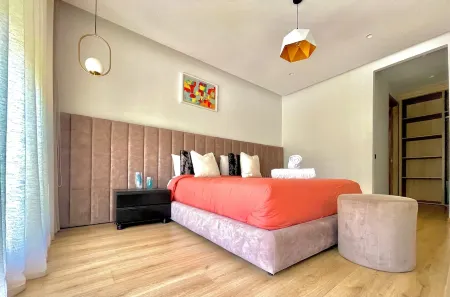 Villa de Luxe Avec Piscine à dar Bouazza Tamaris Proche de la mer Отели в г. Ain Chock Hay Hassani