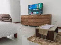 Suite w/ Kitchenette and Living Room Các khách sạn ở Pedernales