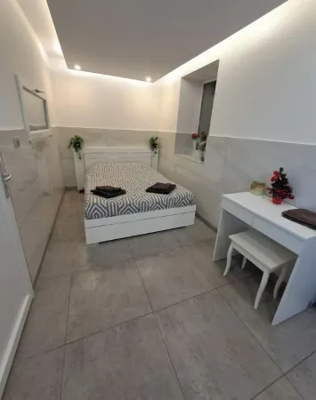 Villa Saphir, heated indoor pool with Jacuzzi