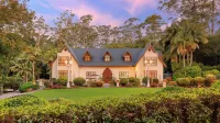 Mt Tamborine Stonehaven Manor - parking