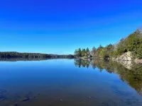 Newly Remodeled-Lakefront Cabin on 4th Lake w/Dock & Kayaks. Trail 5 Access