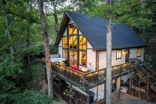 Serene Massanutten Retreat, Nestled in the Trees