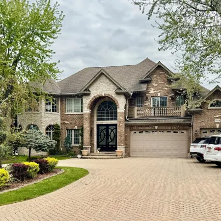 Luxury 5BR Family Getaway – Heated Pool, Hot Tub, Fire pit, Game Room,