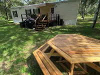North Florida Cabin near Springs / Trails / Campground / Fire Pit 迪克西縣住宿飯店