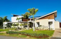 Create Lasting Memories in Paradise のホテル