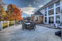 Modern Lake House 4 Bed 3 Bath Breathtaking Views