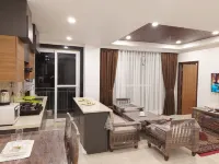 HOP stays Shimla - Luxury 2BHK {Free Parking + Lift + Caretaker + Terrace + Pet}