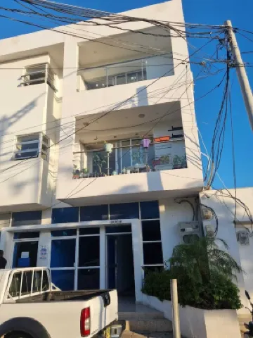 Beautiful apartment near the beach