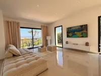 Villa sea view in Saint AYGULF - "La villa 239The villa 239)