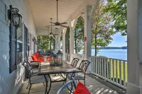Lakefront Paradise w/ Fire Pit - Dogs Welcome! - 3 tähden