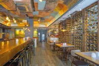 Old Town Boutique Hotel