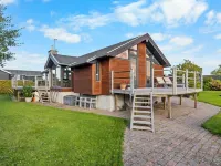 "Berner" - 40m from the sea