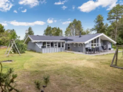 "Tabithe" - 500m from the sea