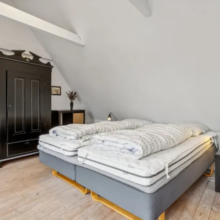 "Zezilie" - 500m from the Sea Hotels in Faborg