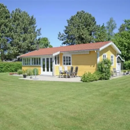 "Andrine" - 100m from the sea