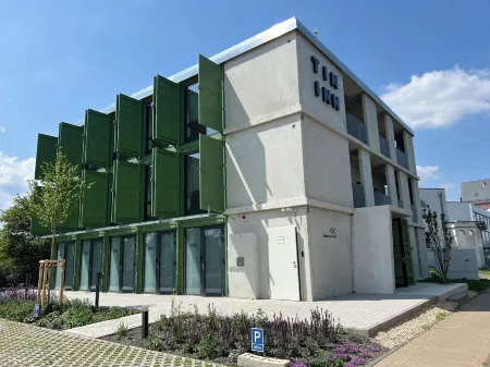 TIN INN Meckenheim Отели в г. Райнбах