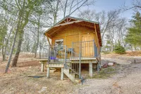 Hot Tub, Sauna, Fireplace, Dock! Lake Honor Cabin - 3-Star