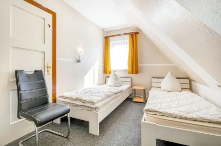 Holiday Home Medebach Near Ski Slopes, Cleaning Included Отели в г. Медебах