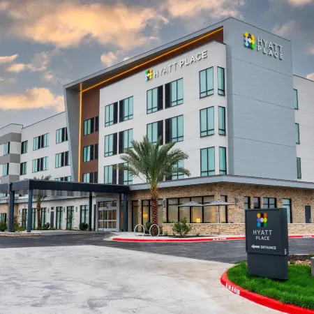 Hyatt Place Eagle Pass