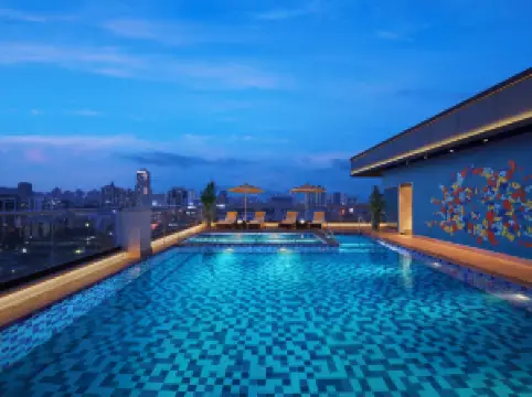 วีวันตา ธาเน แอลบีเอส โร้ด